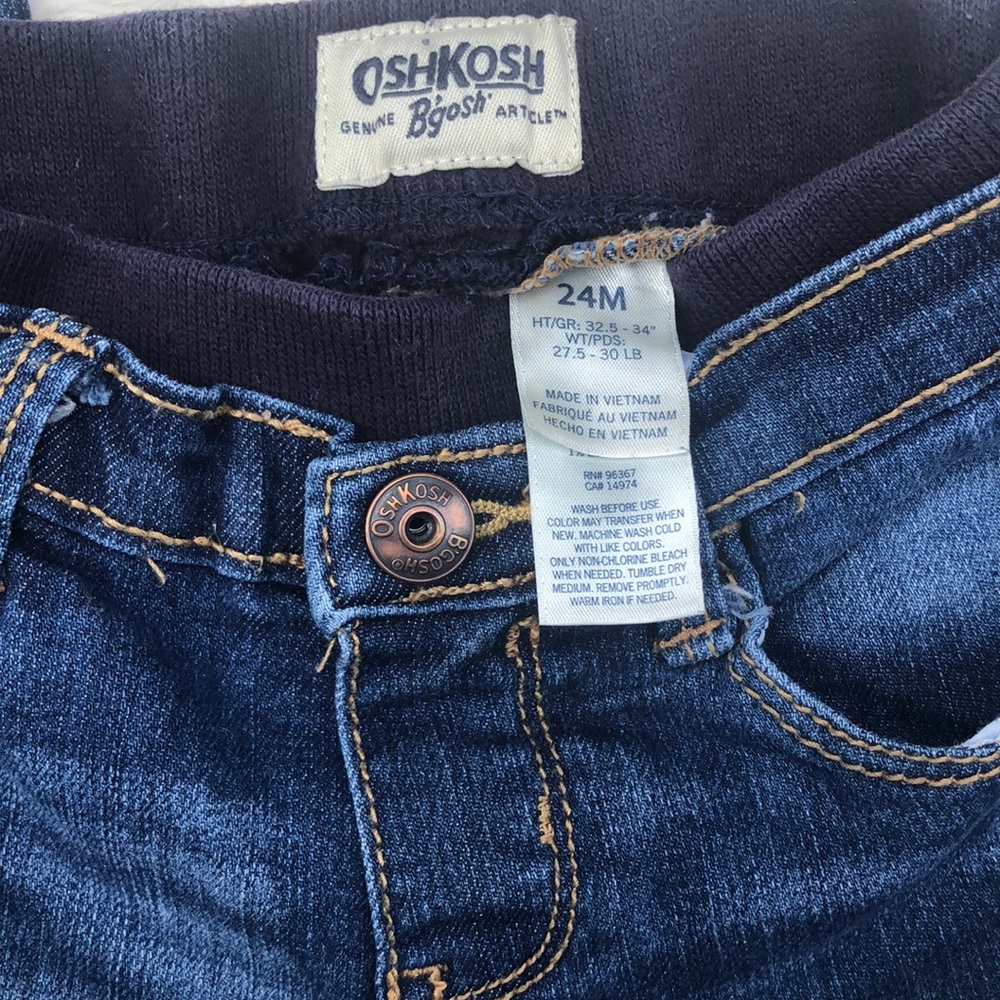 OshKosh B’gosh Denim Jeans, 24M (2 Pairs) - Picture 4 of 7